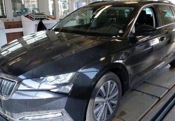 Skoda Superb 174.910 km 18.350 &euro; Lauterbach 36341