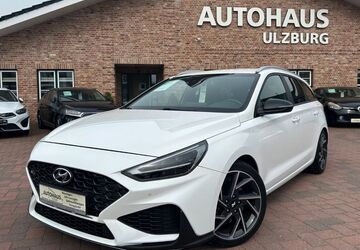 Hyundai i30 42.223 km 17.900 &euro; Henstedt Ulzburg(20 km nördlich von HH-direkt an der A7) 24558