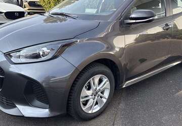 Mazda 2 6.493 km 19.820 &euro; Neuss 41464