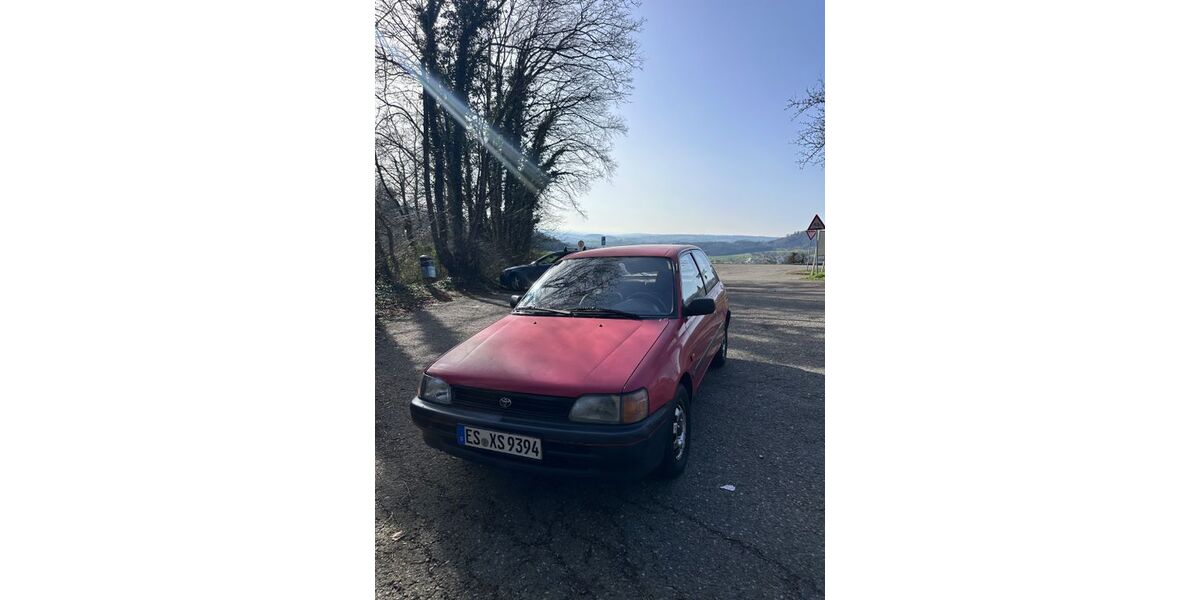 Toyota Starlet 97.000 km 1.999 &euro; Salach 73084