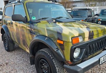 Lada Taiga 100.000 km 8.500 &euro; Waltershausen 99880