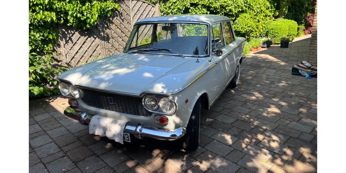 Fiat 1300 27.855 km 12.900 &euro; Gnarrenburg 