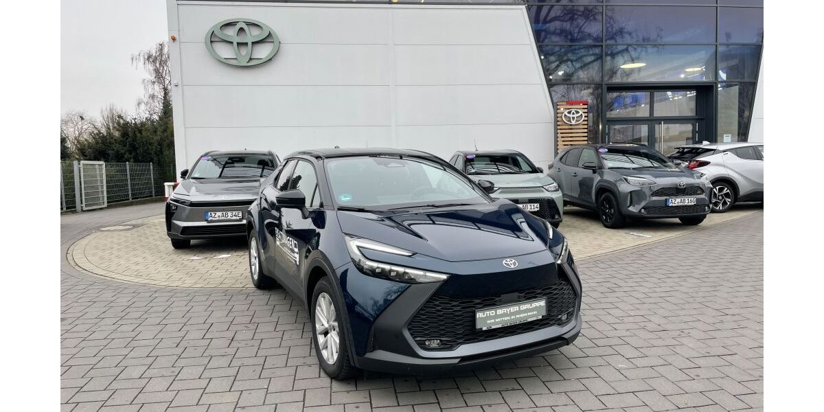 Toyota C-HR 2.700 km 42.790 &euro; Wiesbaden 65203