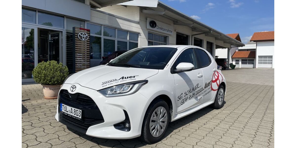 Toyota Yaris 8.000 km 25.990 &euro; Bad Tölz 83646