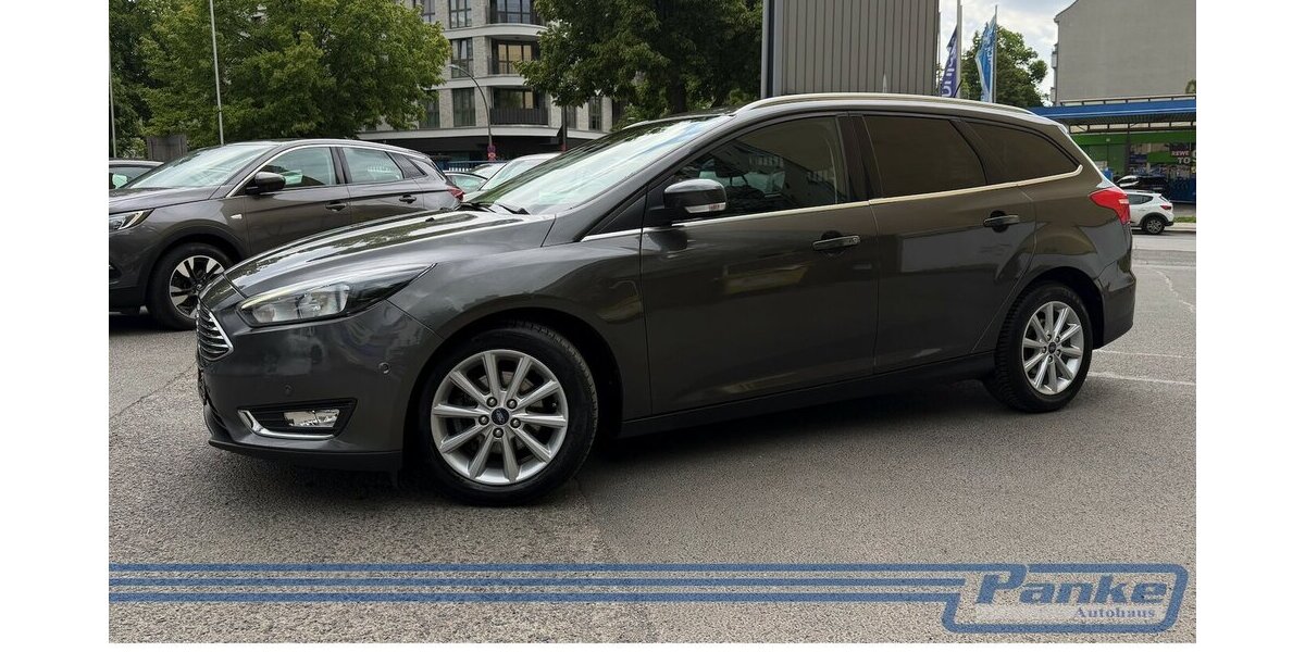 Ford Focus Titanium*AHK*SHZ*Tempo*Keyless*Navi* 117.279 km 9.380 &euro; Berlin 13187