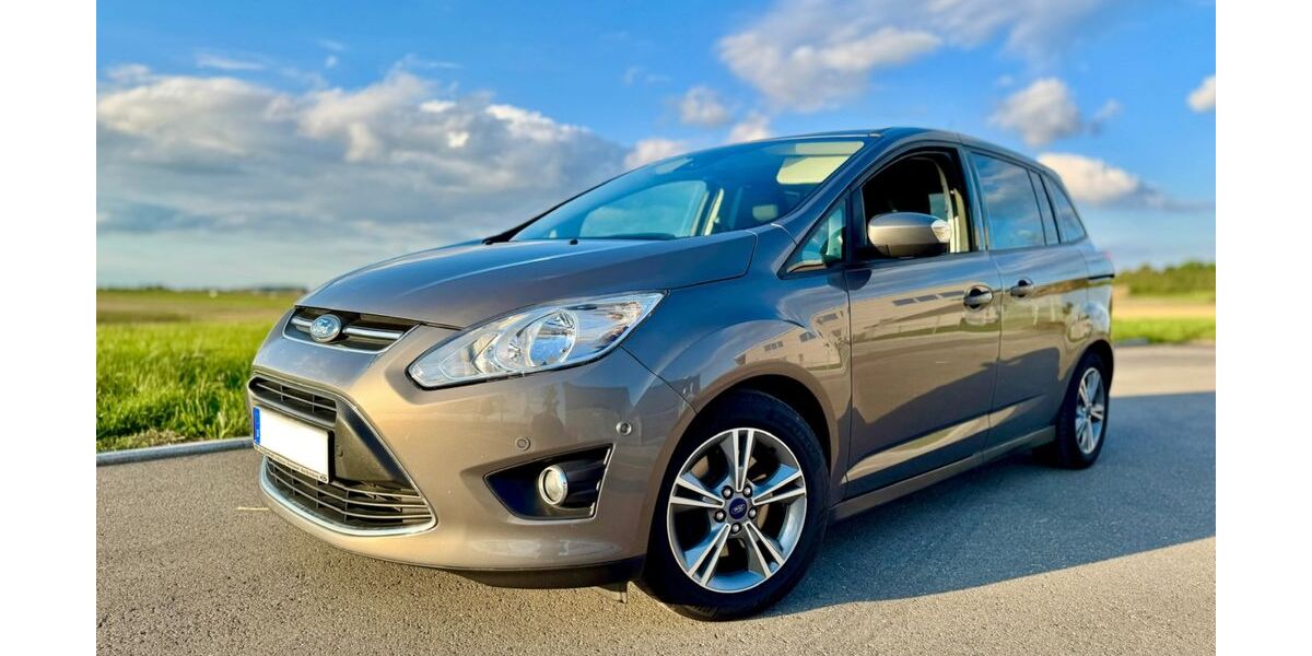 Ford Grand C-Max 104.000 km 6.300 &euro; Dunningen 78655