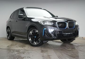 BMW iX3 36.000 km 38.490 &euro; Braunschweig 38110