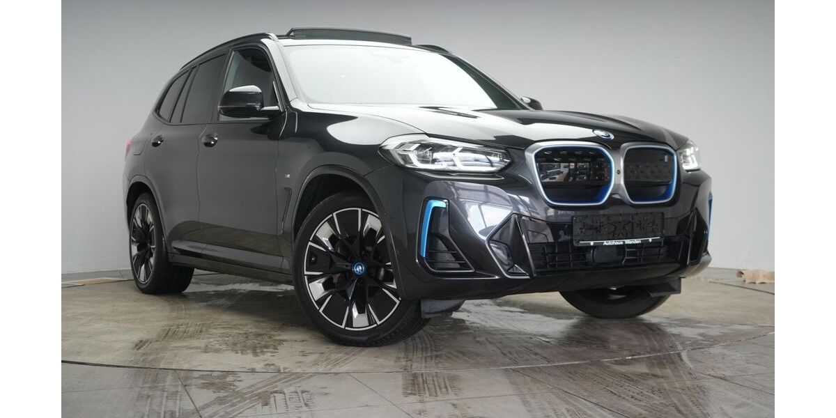 BMW iX3 36.000 km 38.490 &euro; Braunschweig 38110