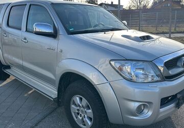 Toyota Hilux 162.000 km 19.999 &euro; Höhenkirchen-Siegertsbrunn 85635