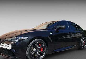 Alfa Romeo Giulia 93.000 km 48.450 &euro; Gröbenzell 82194