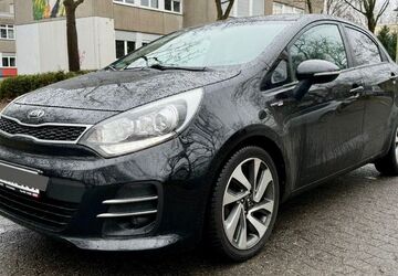 Kia Rio 74.550 km 11.199 &euro; Dortmund 44141