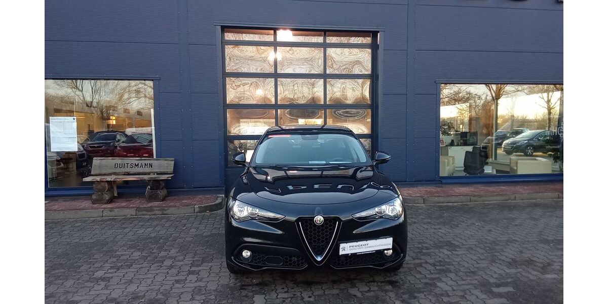 Alfa Romeo Stelvio 74.520 km 19.990 &euro; Schenefeld 25560