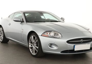 Jaguar XK 134.229 km 16.700 &euro; Praha 