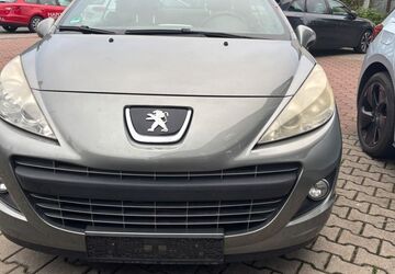 Peugeot 207 86.668 km 3.990 &euro; Erlangen 91056
