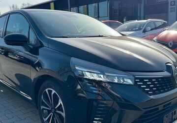 Renault Clio 1.500 km 18.990 &euro; Wiesmoor 26639