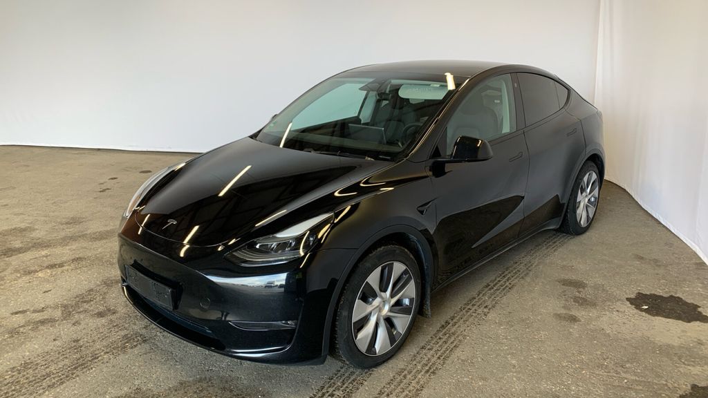 Tesla Model Y 112.269 km 29.360 &euro; Eschborn 65760