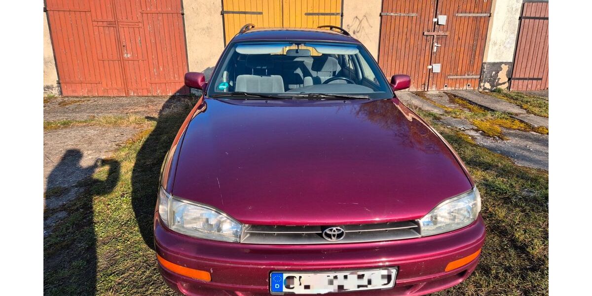 Toyota Camry 293.500 km 3.500 &euro; Schwerin 19063