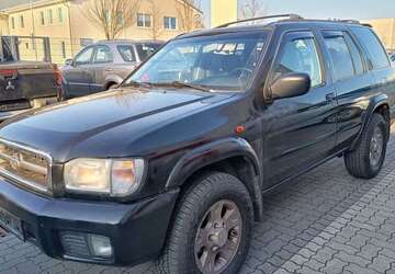 Nissan Pathfinder 215.000 km 2.500 &euro; Hannover 30179