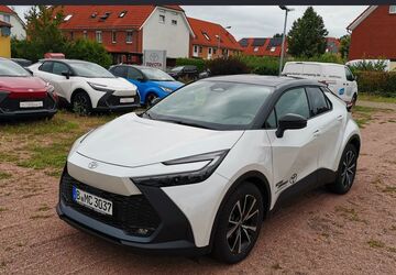 Toyota C-HR 1.970 km 37.590 &euro; Berlin 13403