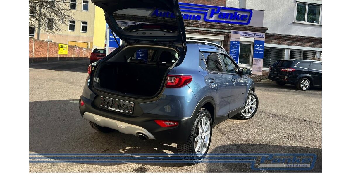 Kia Stonic Spirit 1.0*NAV*SHZ*RFK*BT*TotW*LED* 75.000 km 9.990 &euro; Berlin 13187