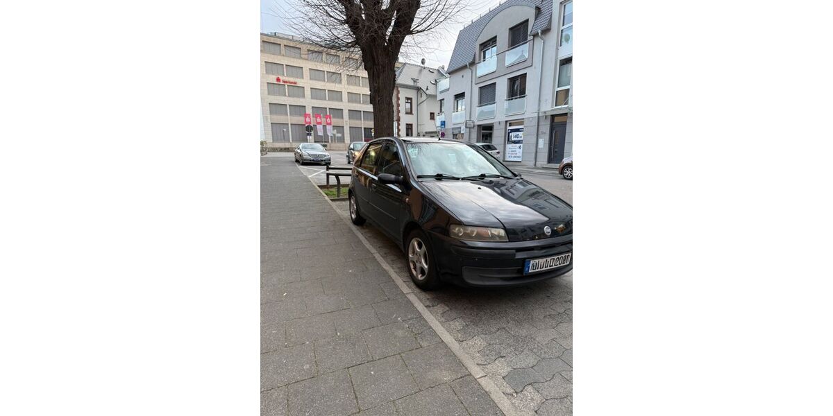 Fiat Punto 193.000 km 1.399 &euro; Gross Zimmern 64846