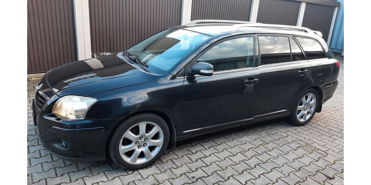 Toyota Avensis 297.000 km 2.200 &euro; Frankfurt am Main 60385