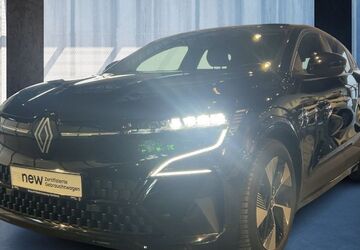 Renault Megane E-TECH 51.046 km 17.890 &euro; Hamburg 22763