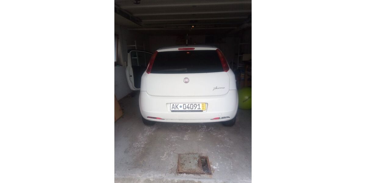 Fiat Punto 274.887 km 1.000 &euro; Daaden 57567