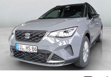 Seat Arona 4.990 km 25.650 &euro; Dillenburg 35683