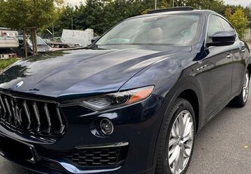 Maserati Levante 49.989 km 43.999 &euro; Berlin 12349