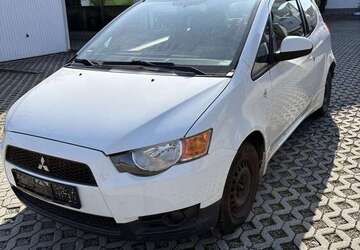 Mitsubishi Colt 107.500 km 2.999 &euro; leingarten 74211