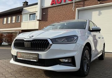 Skoda Fabia 13.000 km 20.950 &euro; Hamminkeln 46499