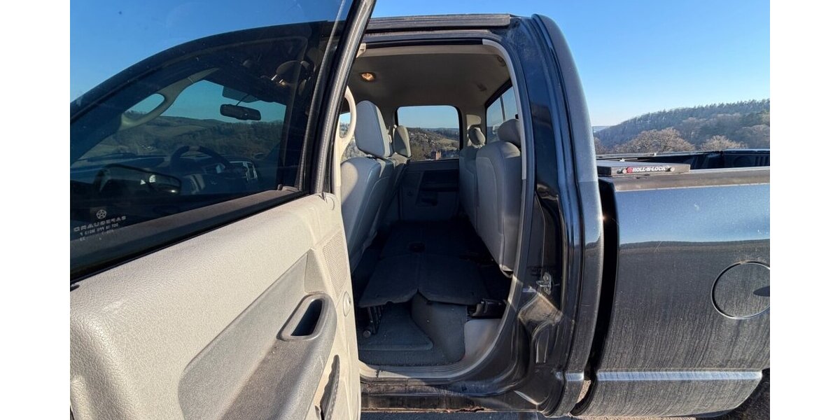 Dodge RAM 1500 Hemi 172.000 km 7.500 &euro; Rudolstadt 07407