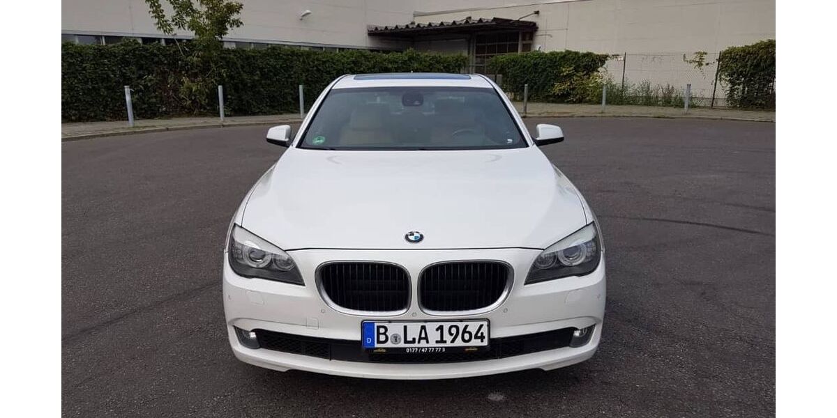 BMW 740 265.000 km 10.500 &euro; berlin 12359