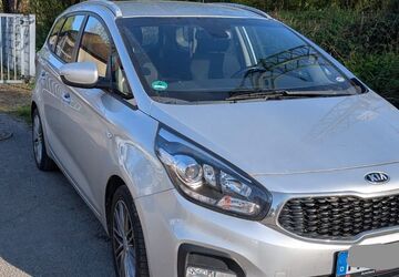 Kia Carens 122.000 km 9.599 &euro; Remchingen 75196