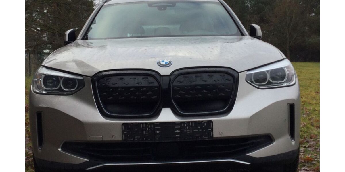 BMW iX3 103.000 km 24.990 &euro; Berlin 12619
