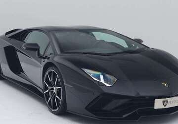 Lamborghini Aventador 11.080 km 349.900 &euro; Hamburg 22143