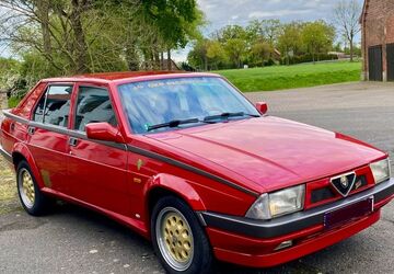 Alfa Romeo 75 105.000 km 9.900 &euro; Diepholz 49356