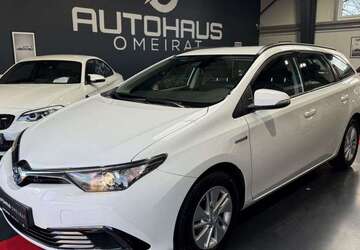 Toyota Auris 154.000 km 12.900 &euro; Essingen (bei Aalen) 73457