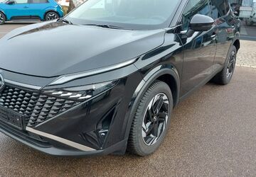 Nissan Qashqai 2.500 km 28.290 &euro; Weiding 93495