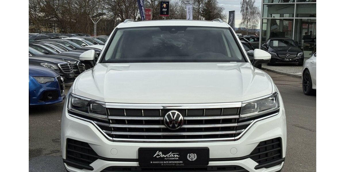 VW Touareg 4Motion KEYLESS/KAMERA/NAVI/PANO/1.HAND 118.663 km 39.900 &euro; Villingen-Schwenningen 78054