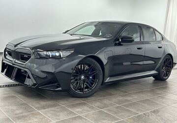 BMW M5 16.000 km 122.570 &euro; Fellbach 70736