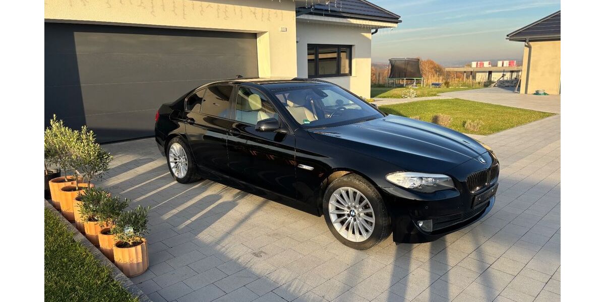 BMW 528 148.000 km 12.200 &euro; Munchen 80809