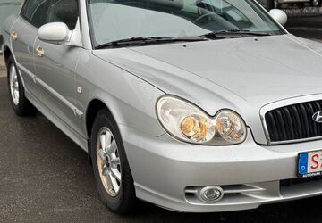 Hyundai SONATA 116.900 km 4.900 &euro; Salzgitter 38229