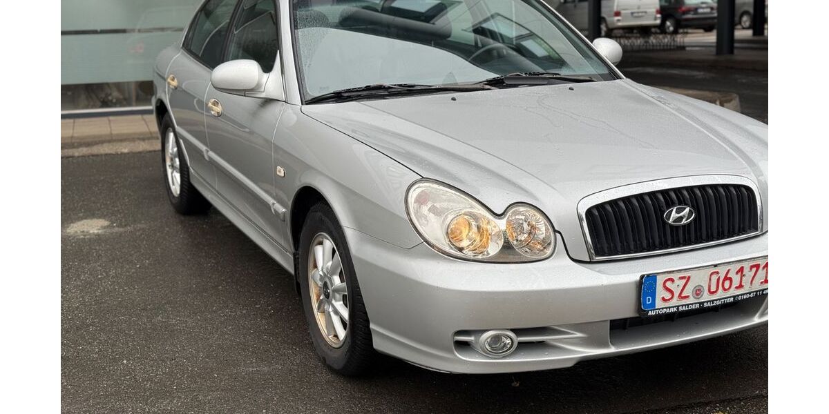 Hyundai SONATA 116.900 km 4.900 &euro; Salzgitter 38229