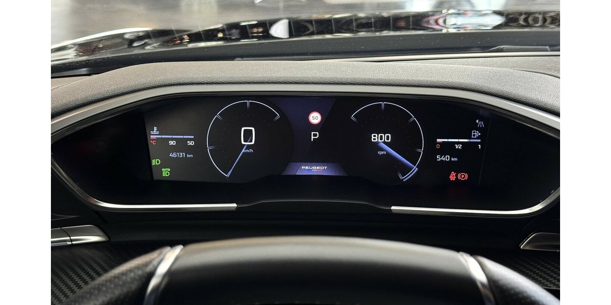 Peugeot 508 SW GT 130 BlueHdi FULL LED Panoramakamera 46.200 km 24.480 &euro; Lich 35423