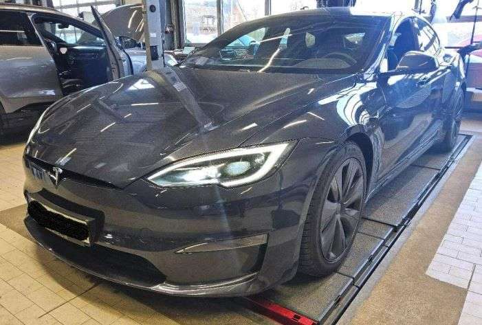 Tesla Model S 6.790 km 84.890 &euro; Neubeckum 59269