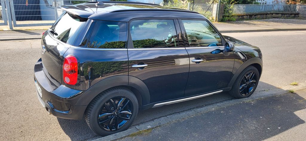 Mini Cooper SD Countryman 167.000 km 10.699 &euro; Köln 51145