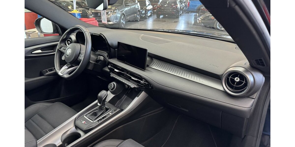 Alfa Romeo Tonale 1.6 VGT-D Sprint ACC Sitzheizung 34.400 km 21.890 &euro; Lich 35423