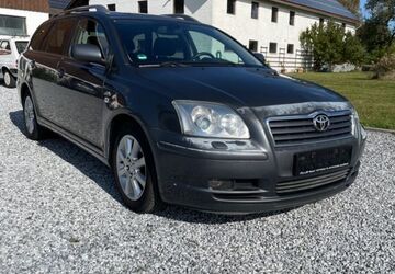 Toyota Avensis 301.234 km 999 &euro; Baierbach /Landshut 84171